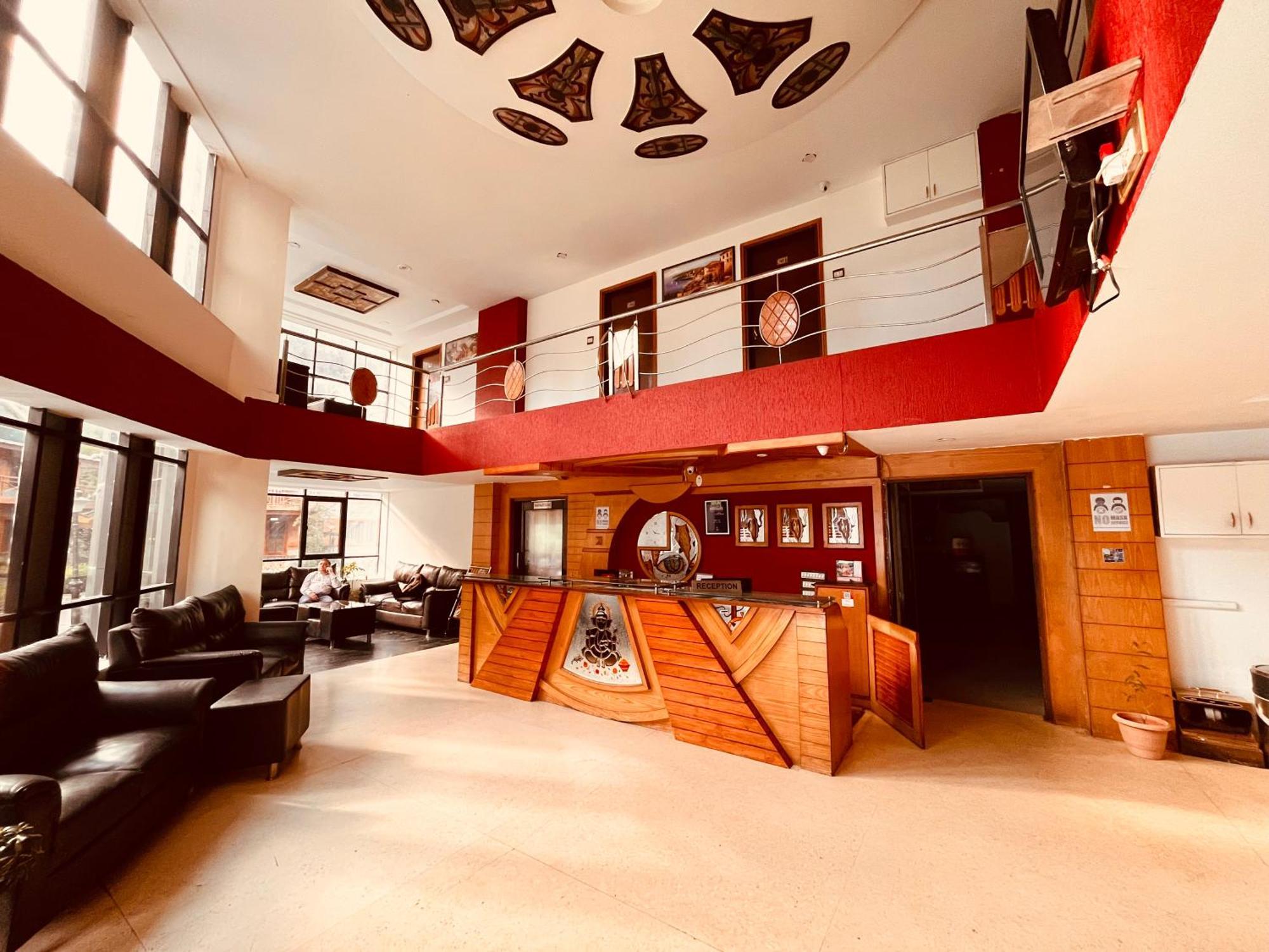 Hotel The North Wind In City Center, Manali Екстериор снимка